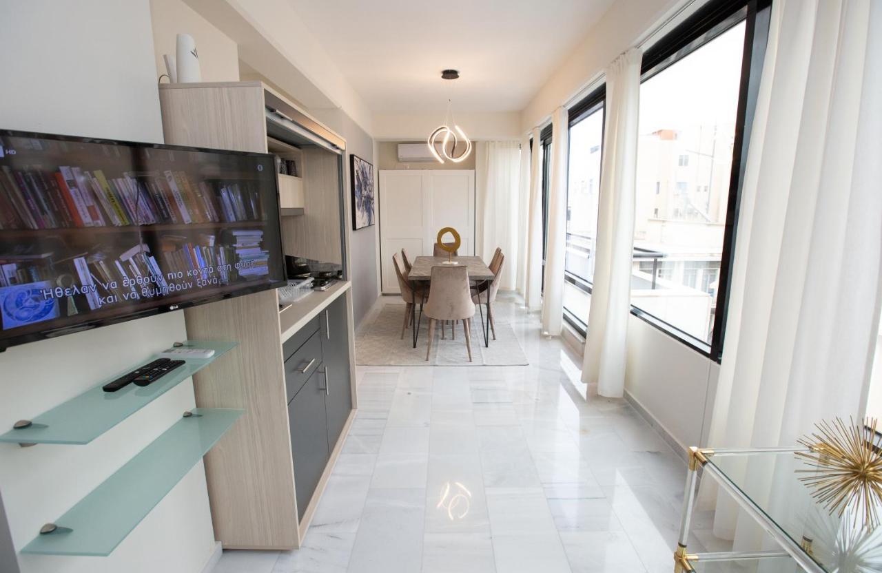 Melma Properties - Aria-Piraeus Central Penthouse Bagian luar foto